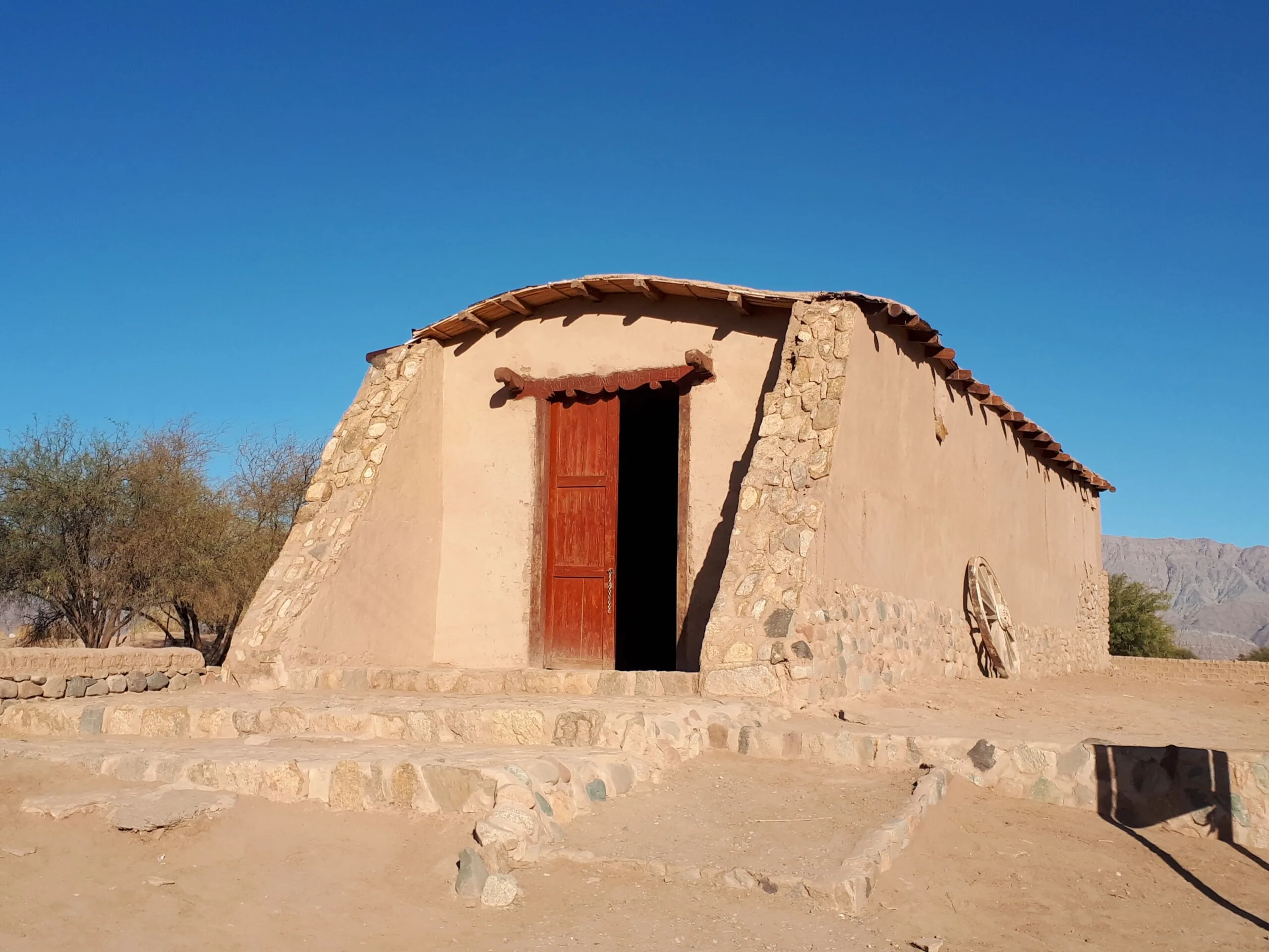 Ruta del Adobe en el oeste de Catamarca