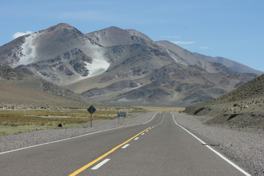 Ruta de los Seismiles desde Fiambalá