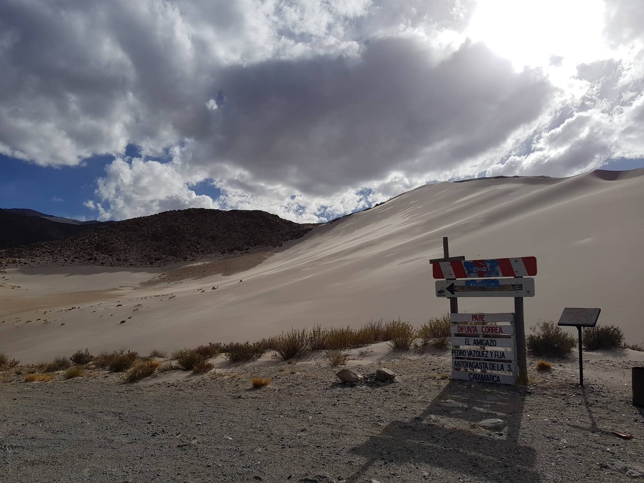 Cruces de río hacia Campo de Piedra Pómez